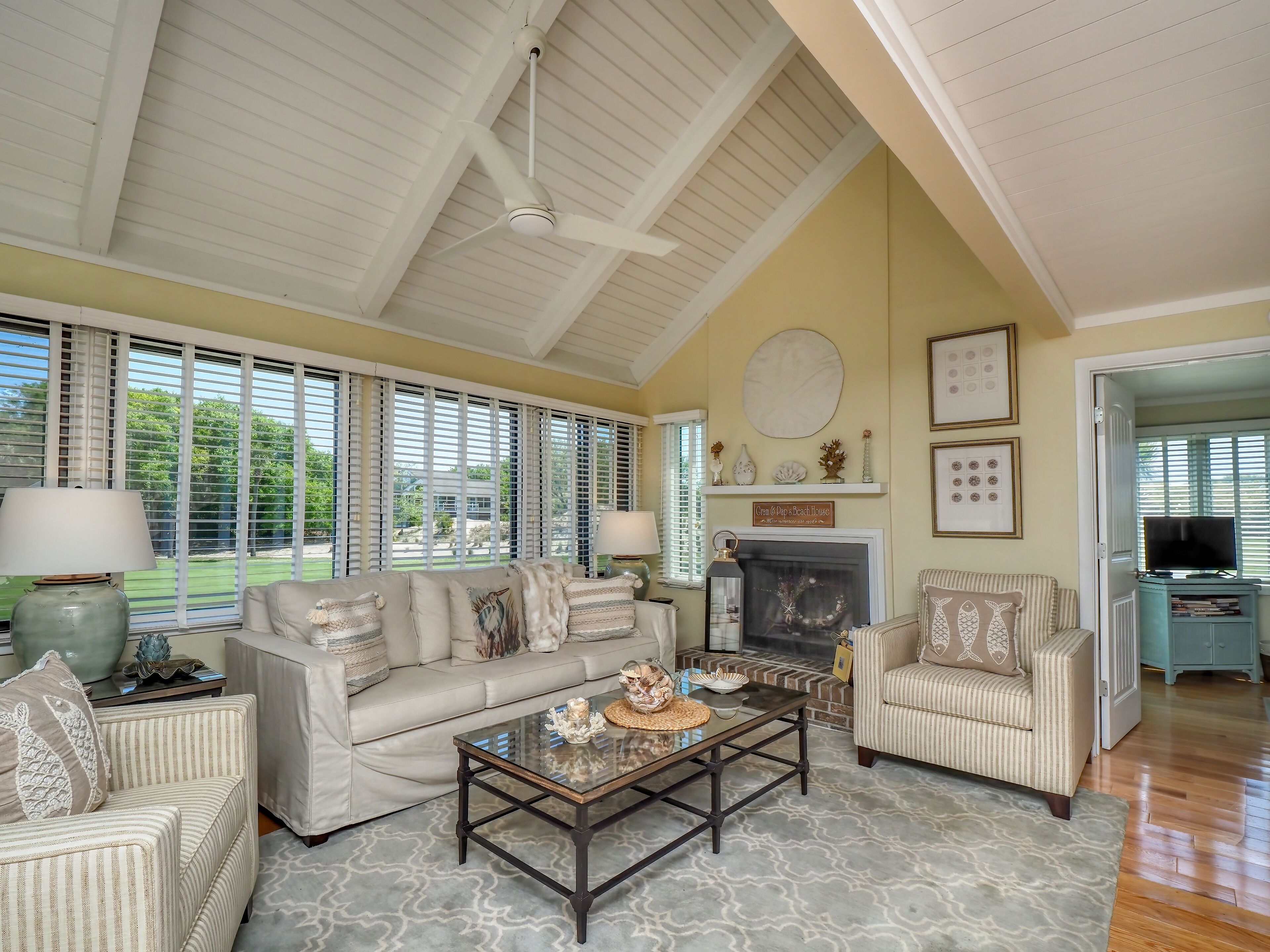 5-Star Cottage w/ Golf Views! Close to Beach, Neighborhood Pool! Amenity Cards!