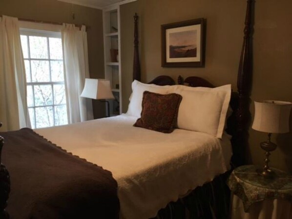 2 bedrooms, iron/ironing board, travel cot, free WiFi