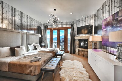 Juniper Landing Towhome - Next to Waldorf Ski Lift - Pool/Hot tub/Gym