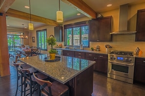 Sweet Retreat at Suncadia - Fully stocked chef's kitchen with stainless appliances.