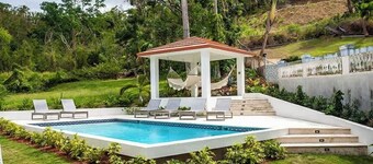 R Casa Unit 2 at Steps Beach