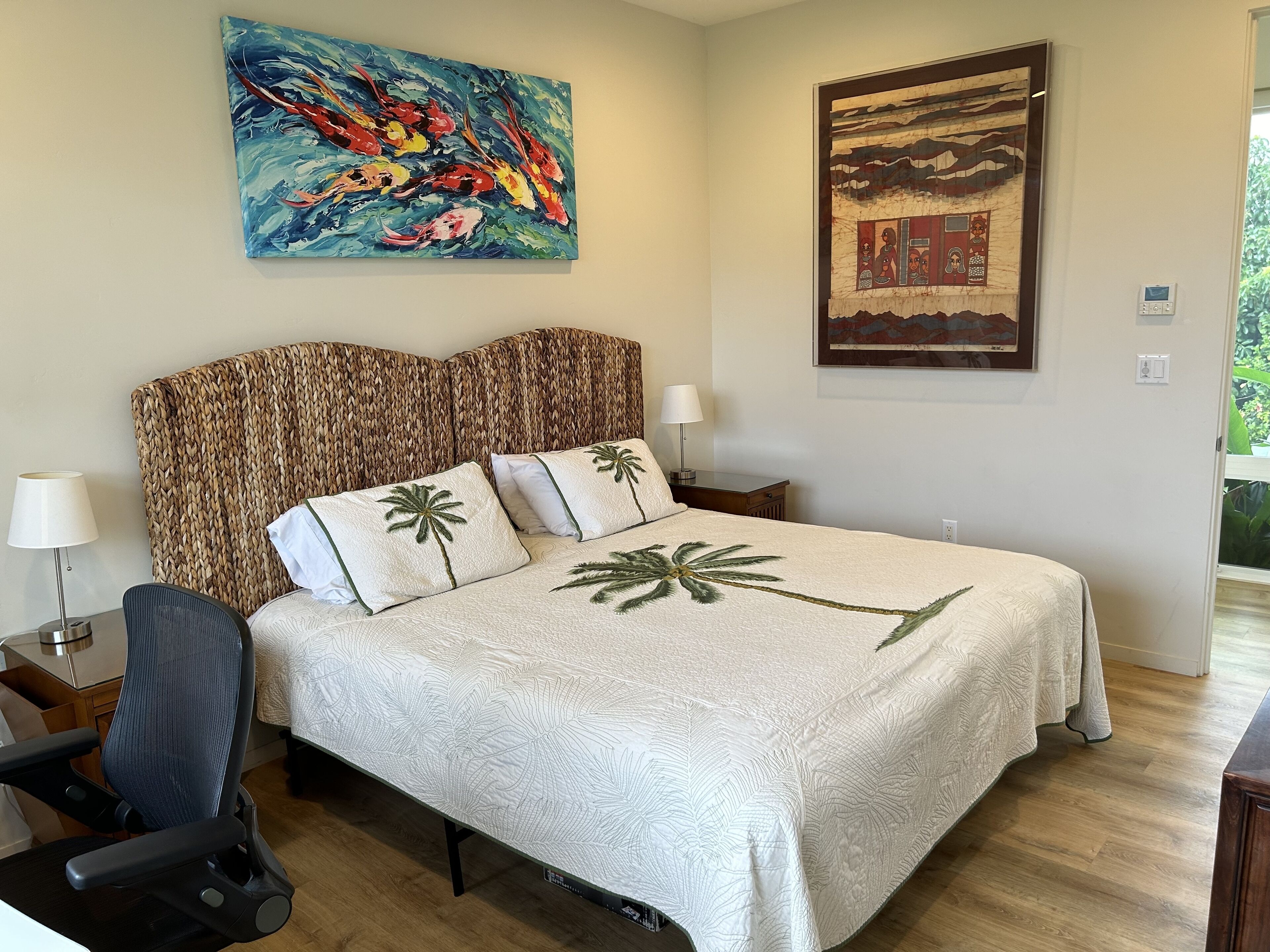 King or Twin Beds