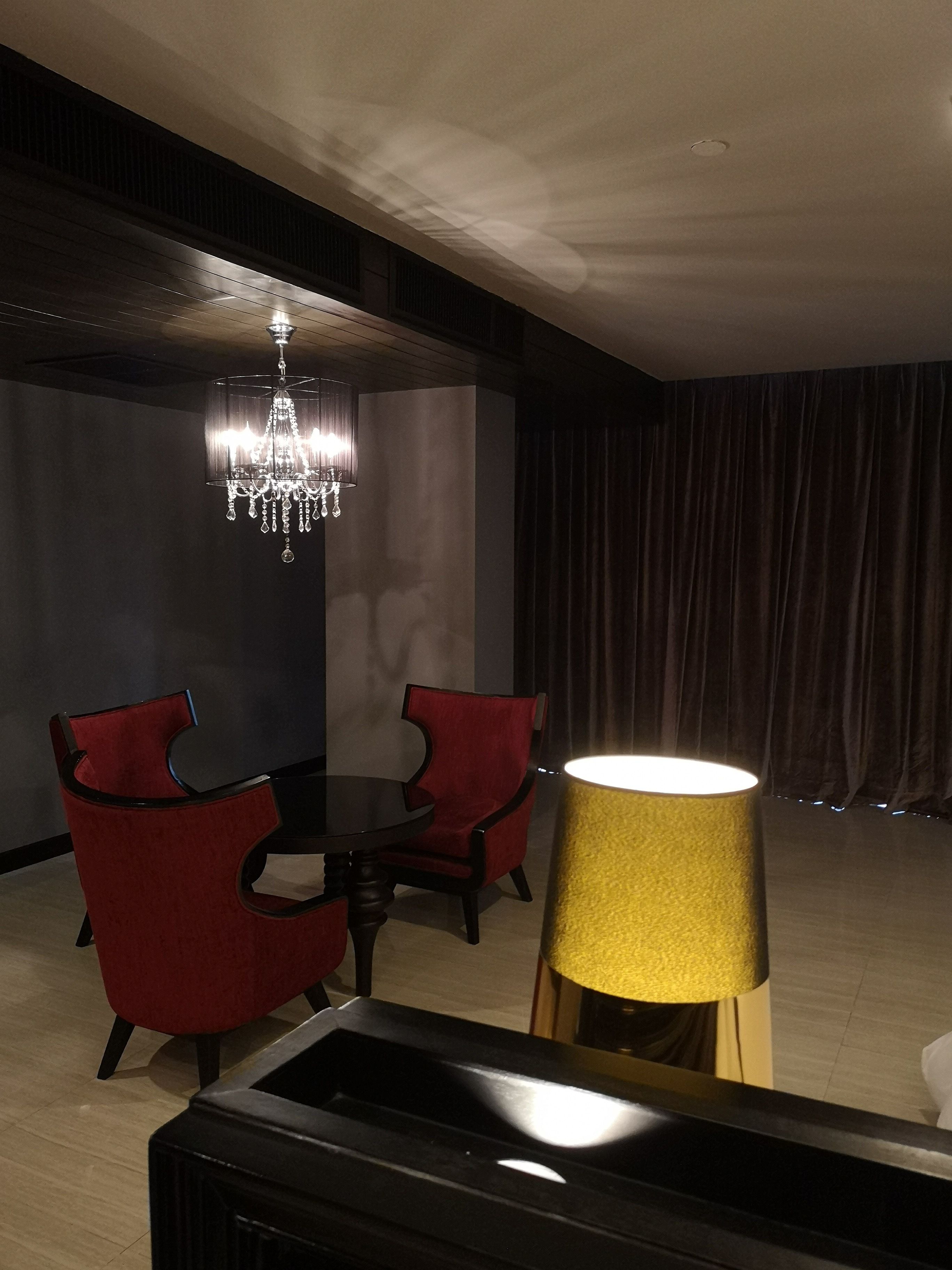 royal suite  | living area | flat-screen tv