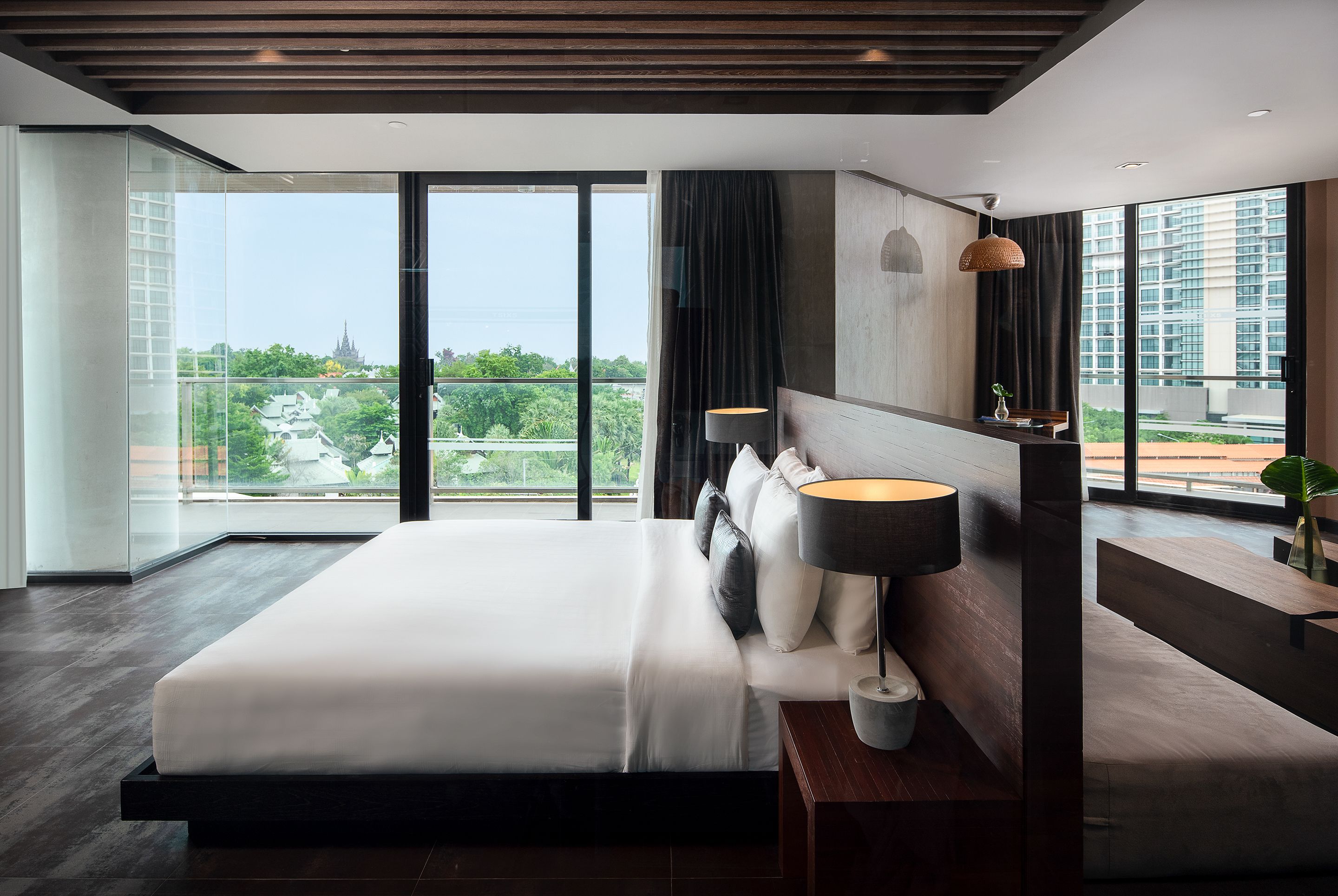 Corner Suite  | 1 bedroom, in-room safe, desk, blackout drapes
