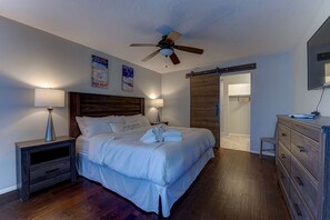 3 bedrooms, iron/ironing board, WiFi