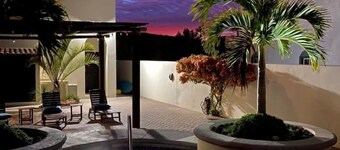 Oceanfront Oasis: Walk to town, Private Pool, Spacious Garden Courtyard