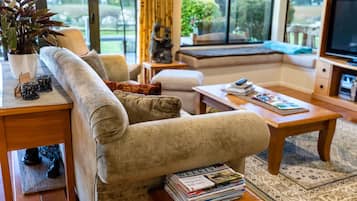 Maison exclusive, 3 chambres, baignoire à remous, vue sur le jardin | Aire de séjour