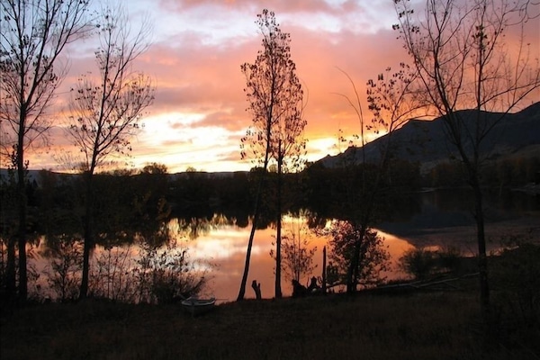 Sunrise on the Lake! We see this often.