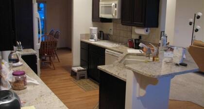 Tres Getaway Lagos. Hermosa Casa Frente. (5 millas a Wenatchee)