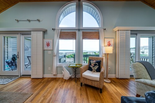 Luxury 3 BR/3 BA Pelican Watch! Spectacular Water Views! Amenity Access included!