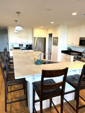 Fridge, microwave, oven, stovetop - Luxury 3 BR/3 BA Pelican Watch! Spectacular Water Views! Amenity Access included! (Seabrook Island)