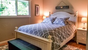Room - Commanding Ocean view! (Oceanside)
