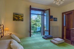 3 dormitorios, tabla de planchar con plancha, wifi y ropa de cama