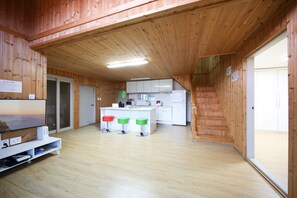 Family House (Duplex) | In-room dining