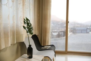 House (Korean style_Ondol) | View from room - Mori House (Chuncheon)