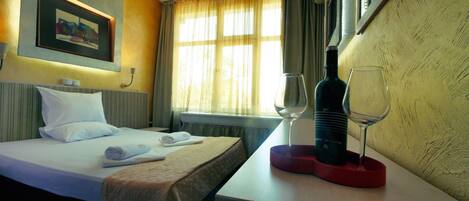 Kamar Double atau Twin | Setrika/meja setrika dan Wi-Fi gratis