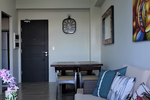 Standardzimmer, Balkon | Speisen