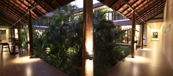 Kwality's Motel Shiraz