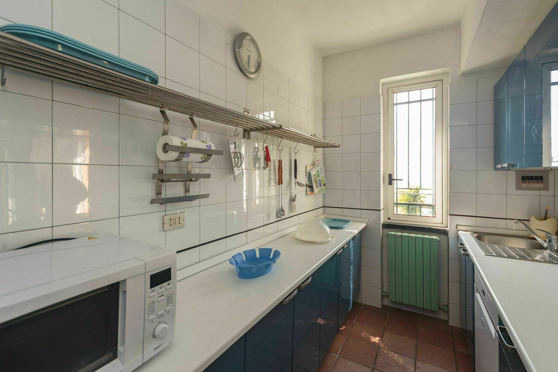 Micro-ondes, lave-vaisselle, congélateur