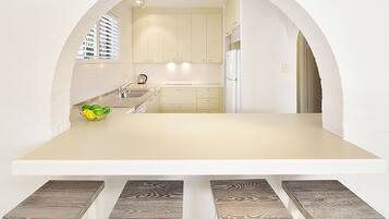 Apartment, 2 Bedrooms, Garden View | Private kitchen | Full-sized fridge, microwave, oven, stovetop