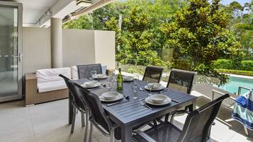 Apartment, 3 Bedrooms, Pool View (Apartment 01) | Terrace/patio