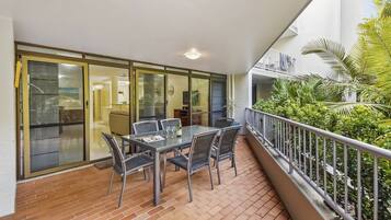 Apartment, 3 Bedrooms (Unit 3) | Balcony