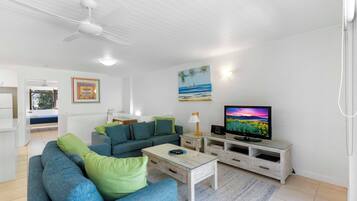 Appartement, 2 chambres, vue piscine (Unit 5) | Coin séjour