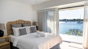 Apartemen, 2 kamar tidur | 2 kamar tidur, Wi-Fi gratis, didekorasi berbeda-beda, dan seprai linen
