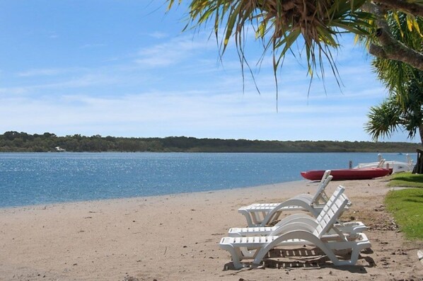 Property grounds - 40 Culgoa Point (Noosa Heads)