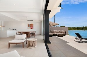 Apartment, 4 Bedrooms, River View (4 Bedroom) | Living area