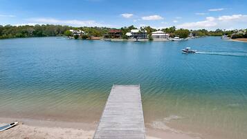 Dock