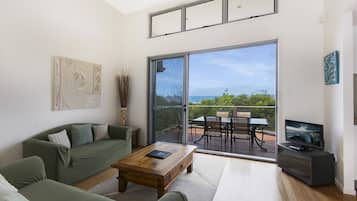 House, 4 Bedrooms | Living area | 50-inch plasma TV with cable channels, TV, DVD player