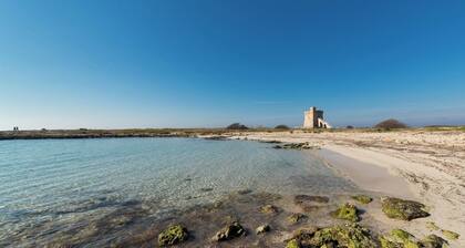 Villino Delle Orchidee Est by BarbarHouse