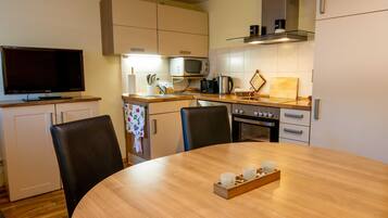 Kühlschrank, Mikrowelle, Ofen, Toaster