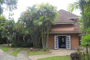 Exterior - SaimoonburyResort (Chaiprakarn)