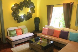 Interior detail - SaimoonburyResort (Chaiprakarn)