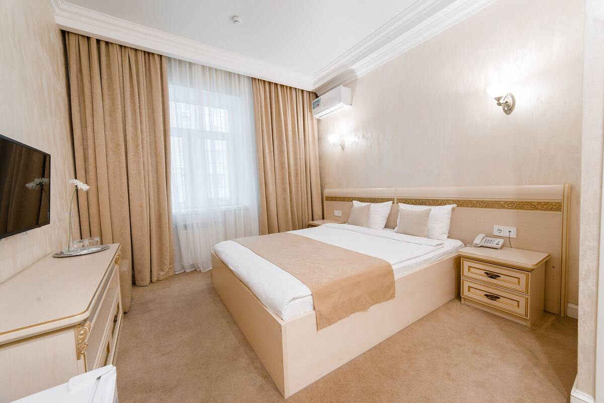 Comfort Double Room | Premium bedding, rollaway beds, free WiFi, bed sheets