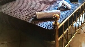 1 غرفة نوم وأغطية فراش متميزة وميني بار وخزنة داخل الغرفة