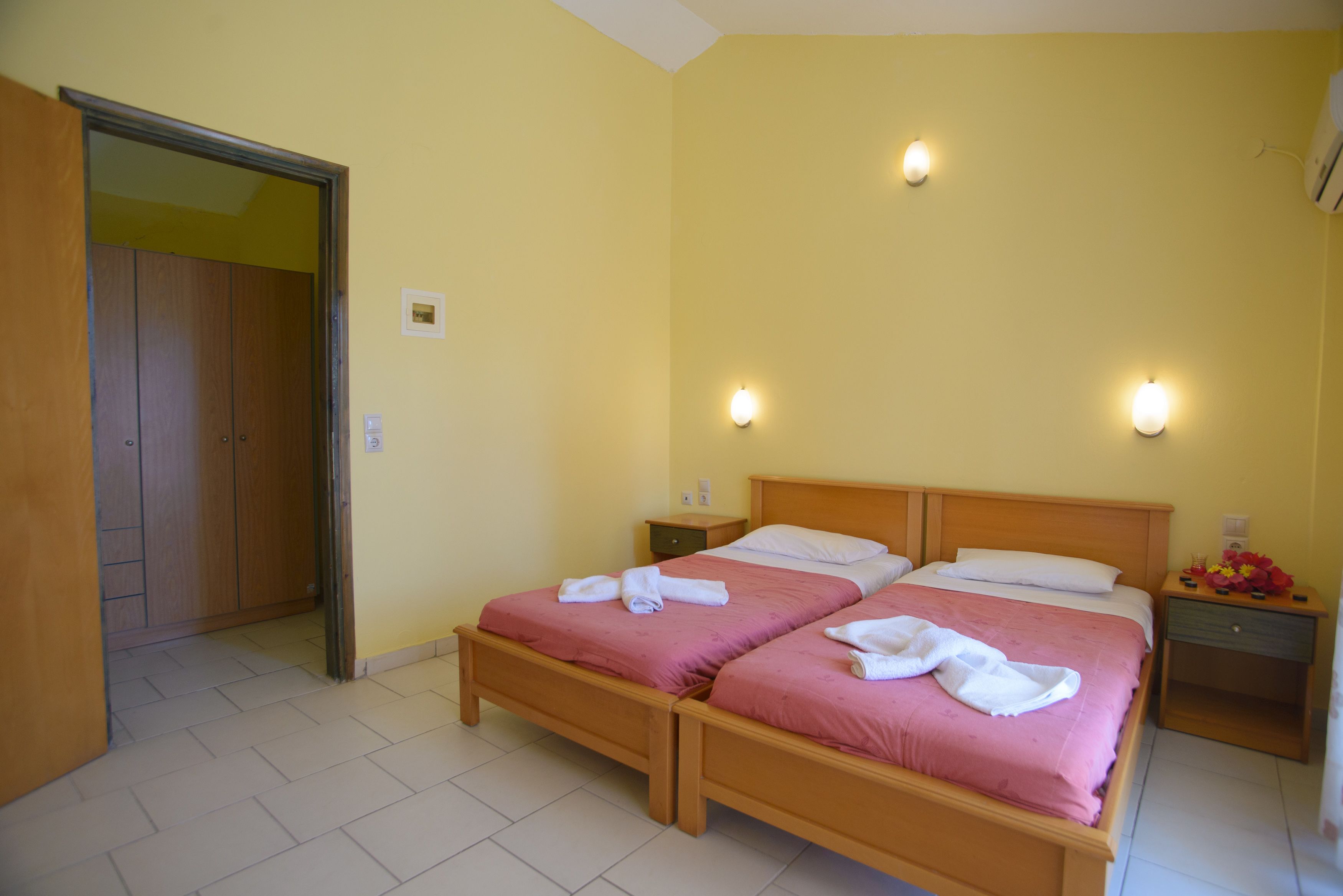 复式, 多张床, 无烟房 | 办公桌、免费婴儿床