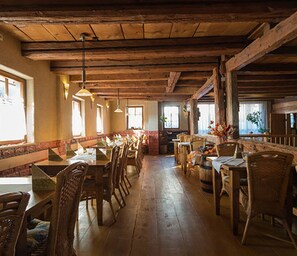 Ilmainen päivittäinen buffetaamiainen 