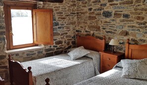 雙人房 | 免費無線上網、床單