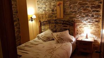 Habitació doble | Wifi gratuïta i roba de llit