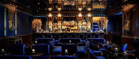 2 Bars/Lounges, Cocktailbar