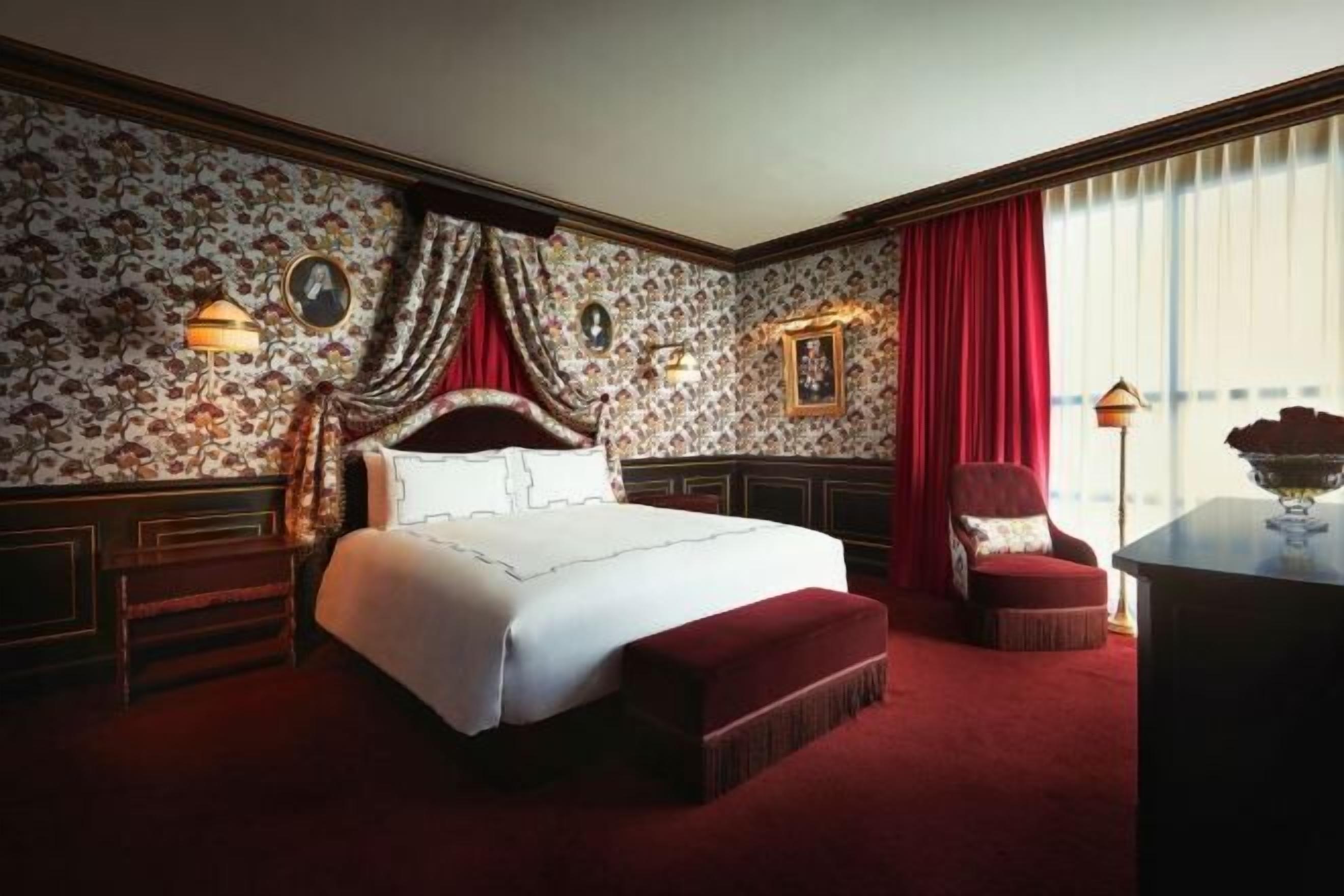 Premium bedding, minibar, in-room safe, blackout drapes