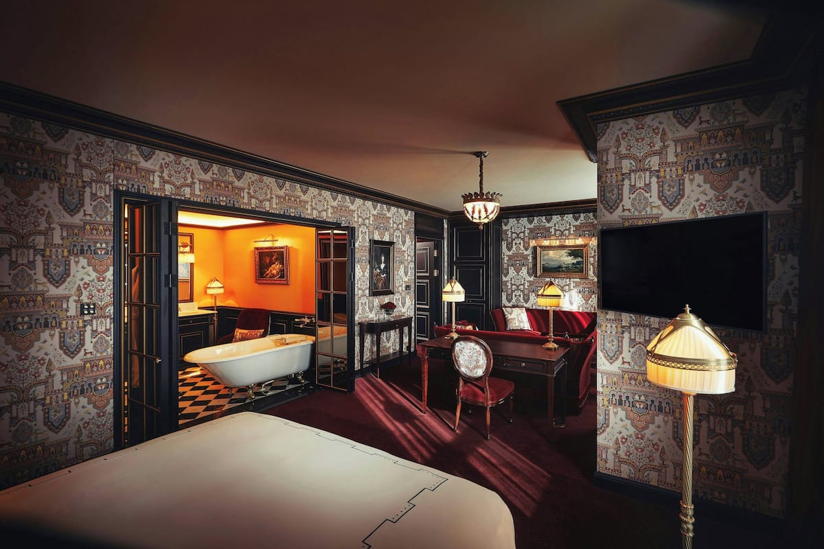 Atelier Jr. Suite, Junior Suite, 1 King, City View, La Maison Boutique for 2