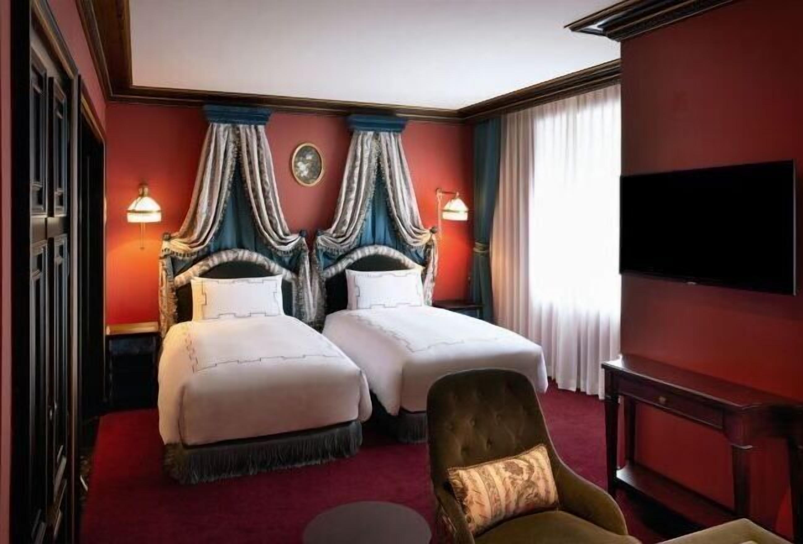 Premium bedding, minibar, in-room safe, blackout drapes