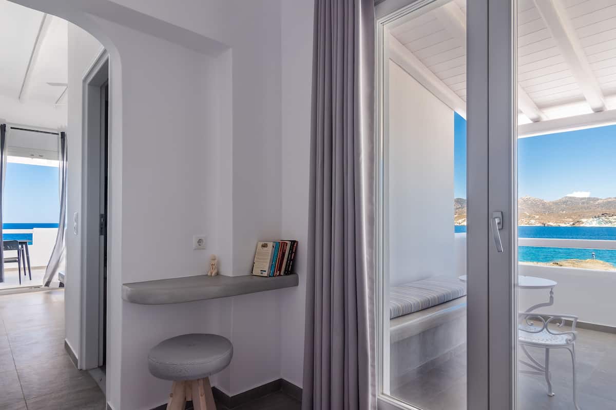 Honeymoon Room