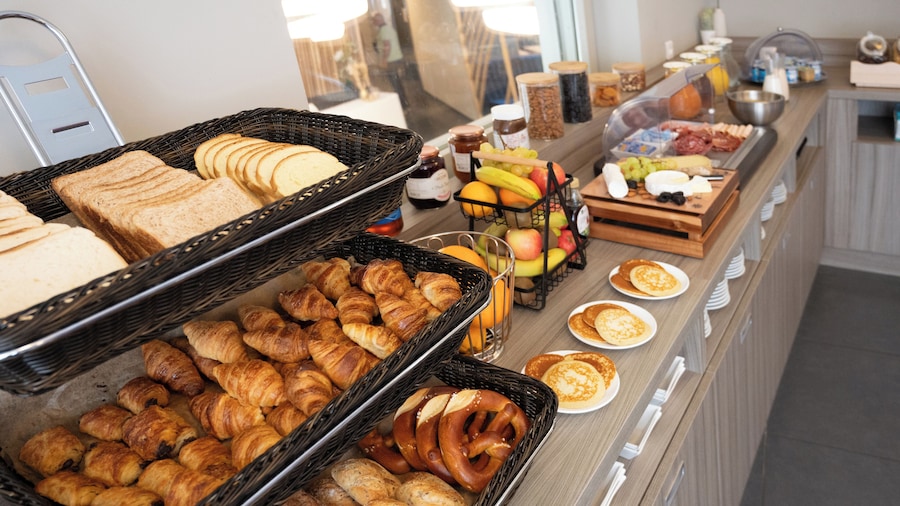 Nemea Appart Hotel Elypseo Strasbourg Port