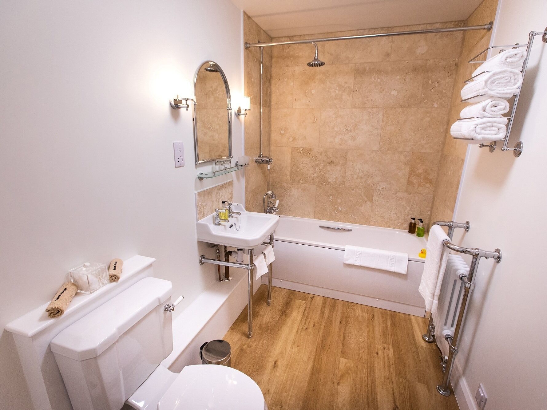 Luxury Double Room, Ensuite, Garden View (Lowarth) | Bathroom