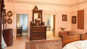 Suite familiare | Wi-Fi gratuito, lenzuola
